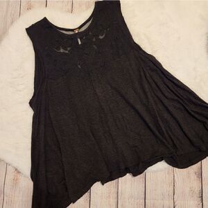 Free People black sleeveless flowy tank